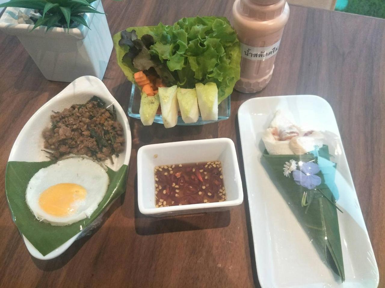 Hotel The White Garden Premier Saraburi Ban Dao Ruang  Zewnętrze zdjęcie